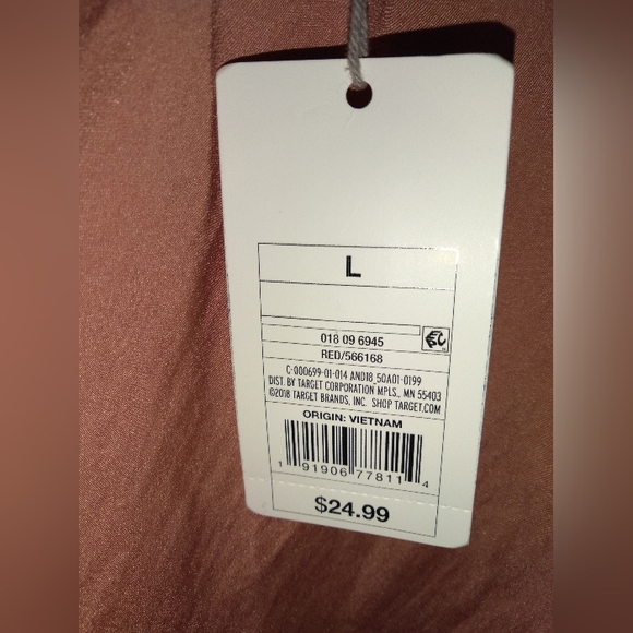 Dress - Picture 3 of 3